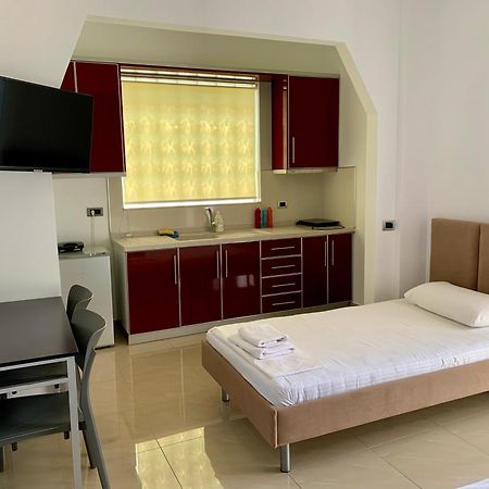 Hotel Piazza Saranda Extérieur photo