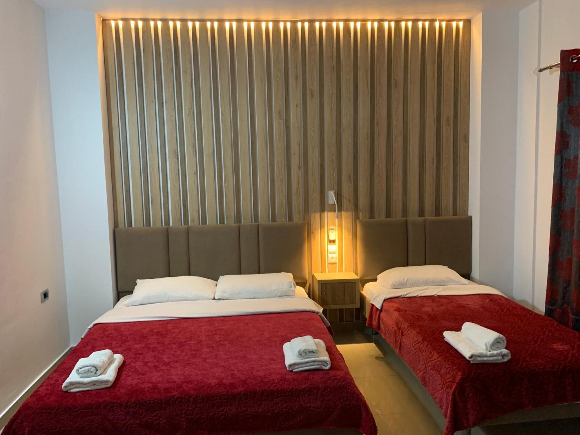 Hotel Piazza Saranda Extérieur photo
