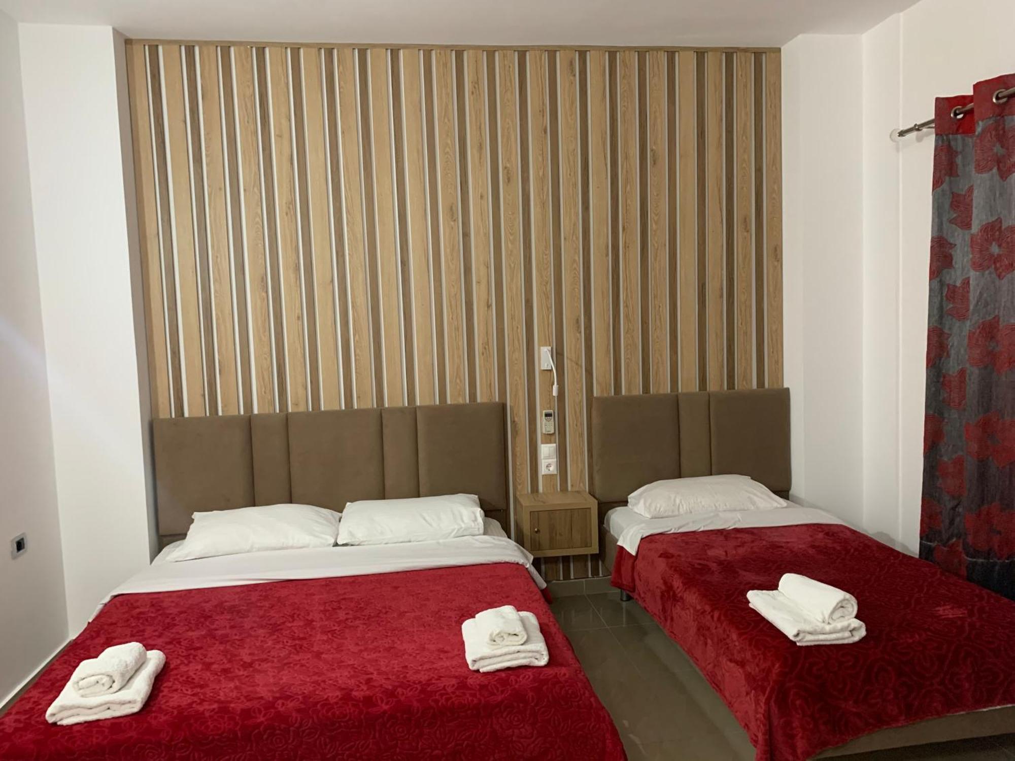 Hotel Piazza Saranda Extérieur photo