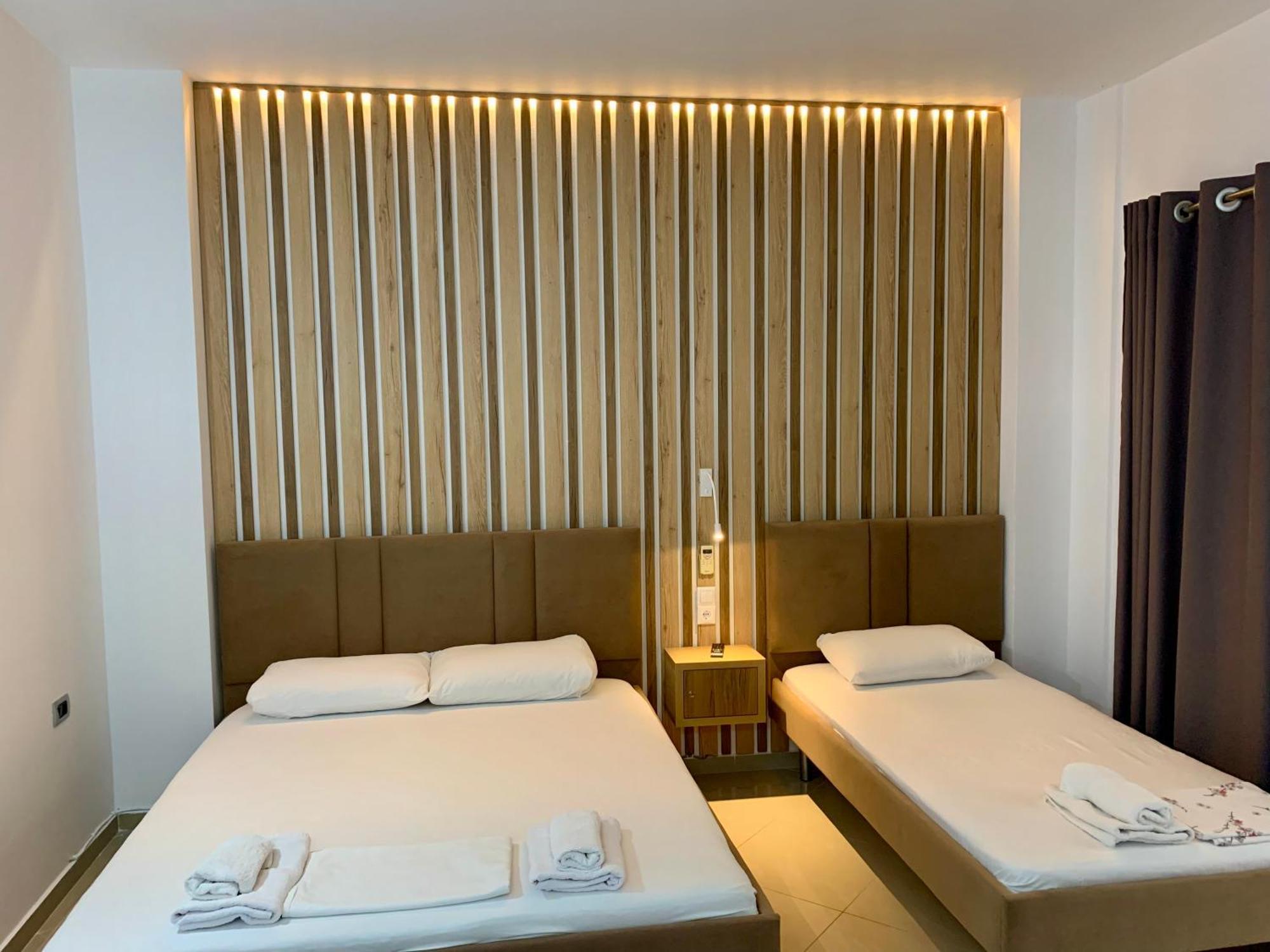 Hotel Piazza Saranda Extérieur photo