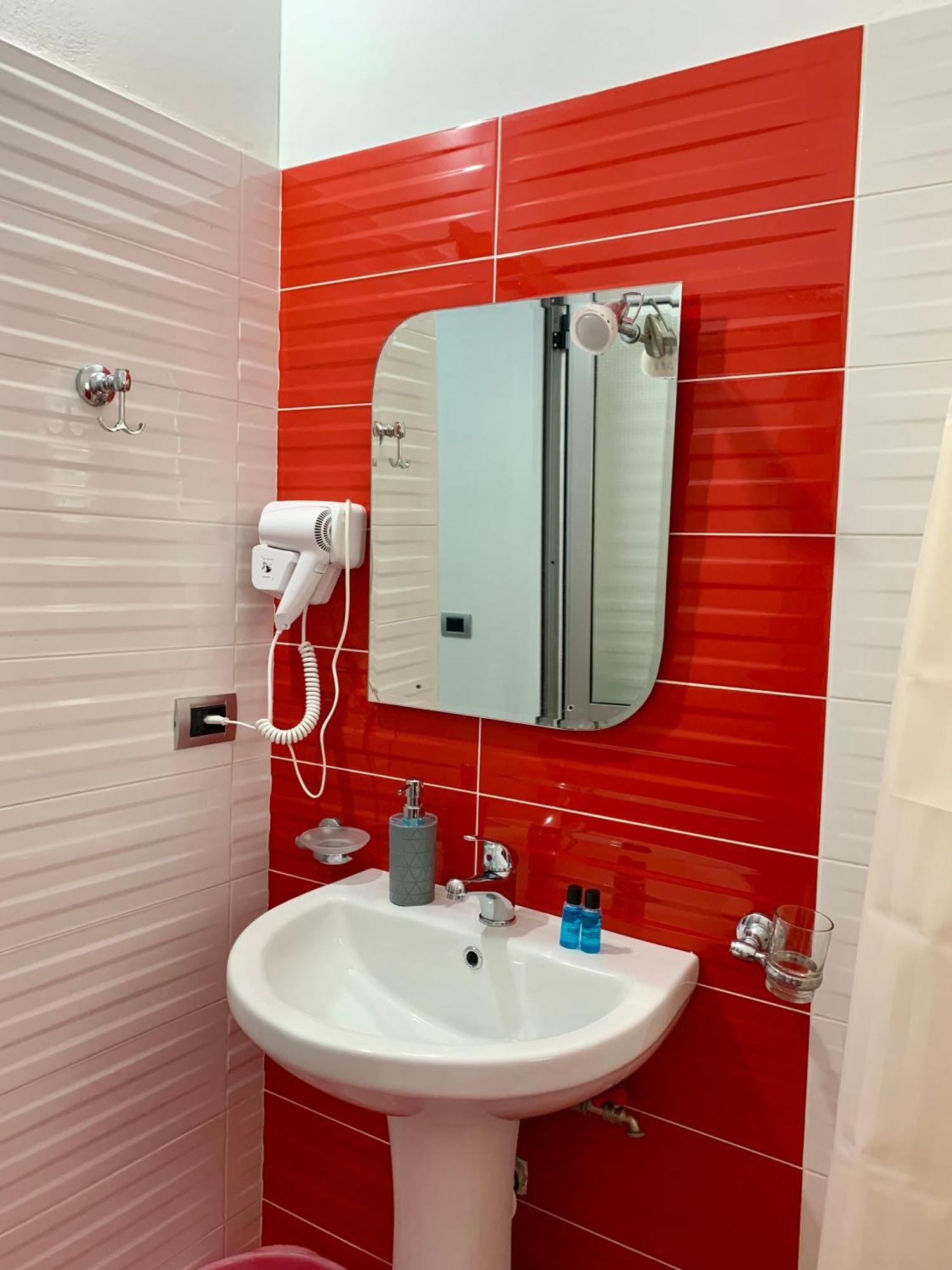 Hotel Piazza Saranda Extérieur photo
