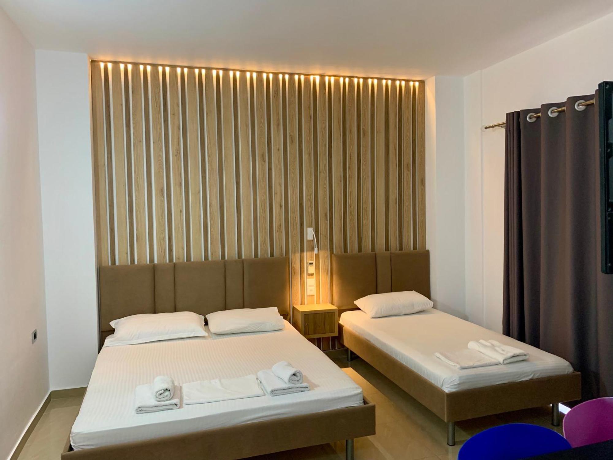 Hotel Piazza Saranda Extérieur photo