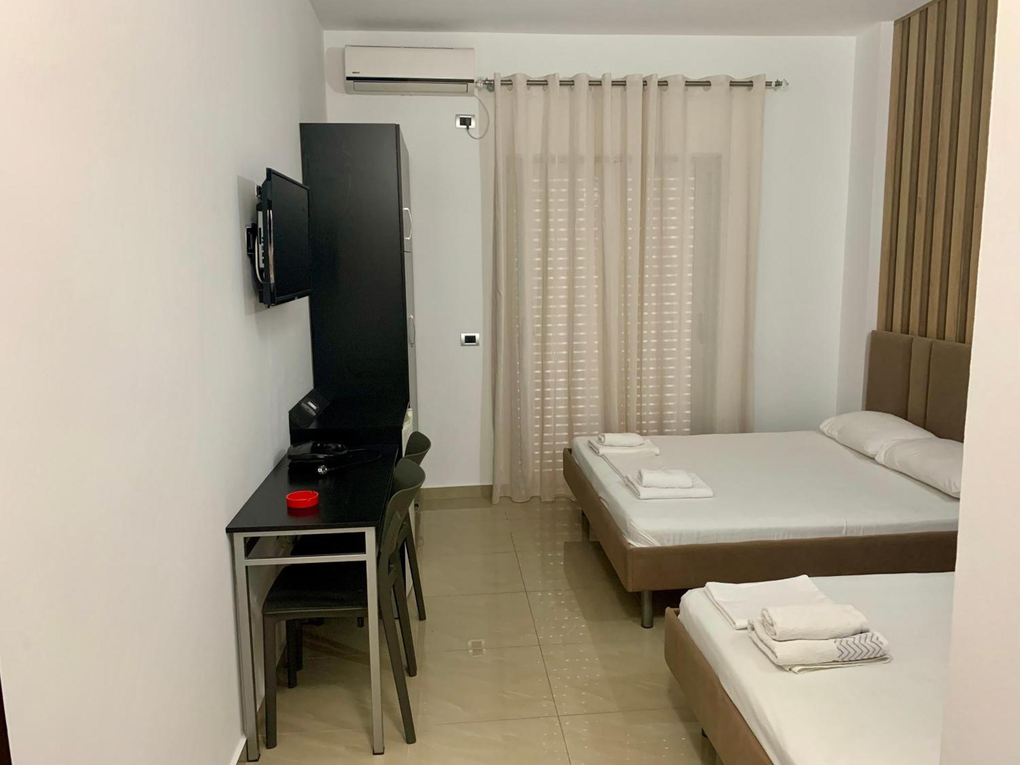 Hotel Piazza Saranda Extérieur photo